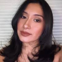 Estrella Amaya's Instagram, Twitter & Facebook