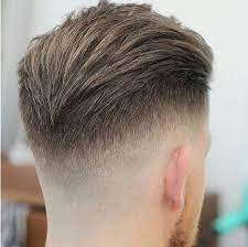 La Coiffure Slicked Back Undercut Coupe De Cheveux Homme Cheveux Gomines Coupe Cheveux Homme Coupe De Cheveux