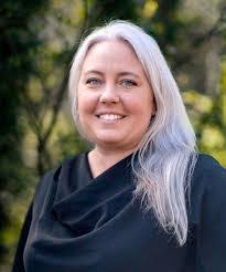 Natalie Richmond's Instagram, Twitter & Facebook