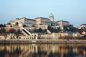 Dit is gelijk ook de populairste bestemming binnen hongarije. Op Vakantie In Hongarije Alle Nodige Informatie