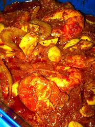 Resepi sambal telur pecah 1 genggam cili kering 3 biji bawang merah 3 ulas bawang putih 1 inci halia 2 sudu makan sos cili 2. Sambal Udang Petai Ketam Masak Lemak Puding Sagu Meehoon Goreng Hailam Sup Cendawan Berkrim Spaghetti Comaneci Momma Busy Bee
