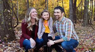 Lindsey Stevenson and Frank Saad's Wedding Website