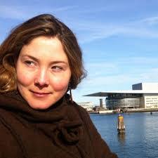 Kari Britt's Instagram, Twitter & Facebook