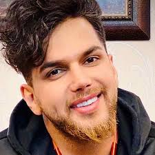 دانلود آهنگ های نیما حمیدی از جدید تا قدیمی [آرشیو کامل 2025]