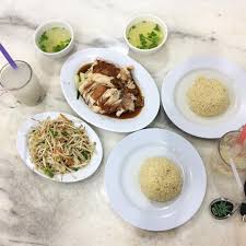 Cocok untuk diet hipertensi, diet kolesterol, dan diet naik berat badan. Nasi Ayam Hailam Kl Foodie