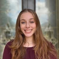 Lisa Galli's Instagram, Twitter & Facebook