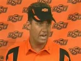 Oklahoma State's Mike Gundy Getting Jiggy (Video)
