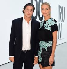 Search results for olmo schnabel. Vito Schnabel Steps Out With Girlfriend At A Concert Ended Dating Affair With Mystery Woman He Shared A Kiss With