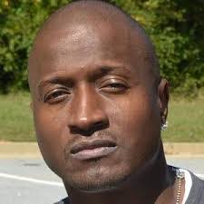 Kirk Frost's Instagram, Twitter & Facebook