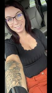 Latonia Banks's Instagram, Twitter & Facebook