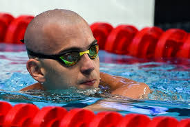 Amikor a verseny után odament, hogy gratuláljon sun. Laszlo Cseh Bio Swimswam