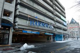 Parking garages if you are visiting boston, you probably want to focus on enjoying our attractions and although parking in and around boston can be confusing there are numerous parking garages. Harbor Garage Boston Iparkit