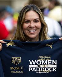 WOMEN OF THE AUSTIN PADDOCK Spotted in and around the Circuit of the  Americas paddock over the 4 days of the US GP were: * a fashion model * the  sister of