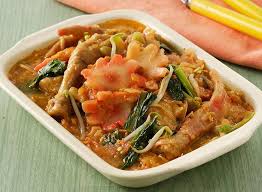 Kwetiaw goreng kampung atau kwetiau goreng jawa atau sunda lebih cenderung menggunakan daging ayam suwir dan lebih sederhana. 4 Resep Seblak Untuk Camilan Lezat Sore Nanti Ada Seblak Makaroni Hingga Seblak Ceker Kuah Santan Semua Halaman Bobo