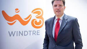 L'app windtre è il modo più facile e veloce per controllare e personalizzare le offerte delle tue linee telefoniche windtre, fissa e mobile. Intesa Hi Tech From Windtre E Phyd Ruetir