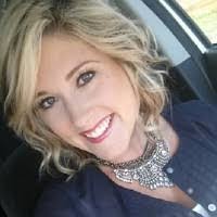 Casandra Davidson's Instagram, Twitter & Facebook