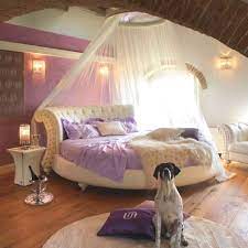 Pin By Kassi Albertson On Home Inspiration Dream Bedroom Round Beds Circle Bed