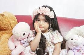 Yg kecil mana terasa atuh. Pin Oleh Ririn Indarwati Di Baby Cute Bayi Lucu Gadis Kecil Cantik Bayi
