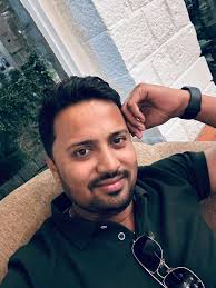 Vikas Parakh updated his profile picture.