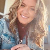 Anna Delph's Instagram, Twitter & Facebook