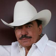 Listen to playlists featuring Tu flakito Guaman by user944100218 online for  free