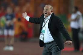 وأضاف النادي الإسماعيلي لا يقبل أن تجاوز وسيعمل على فرض عقوبات على عبد الرحمن مجدي قبل اتحاد الكرة حال ثبوت خروجه عن النص أثناء تواجده مع المنتخب الأولمبي في اليابان. Ø´ÙˆÙ‚ÙŠ ØºØ±ÙŠØ¨ ÙŠÙˆØ¶Ø­ Ø³Ø¨Ø¨ Ø¶Ù… Ø¹Ø¨Ø¯Ø§Ù„Ø±Ø­Ù…Ù† Ù…Ø¬Ø¯ÙŠ Ø¨ÙˆØ§Ø¨Ø© Ø£Ø®Ø¨Ø§Ø± Ø§Ù„ÙŠÙˆÙ… Ø§Ù„Ø¥Ù„ÙƒØªØ±ÙˆÙ†ÙŠØ©