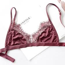 Bralette Panosundaki Pin