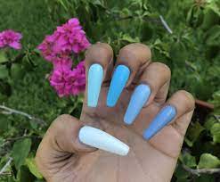 Excited To Share This Item From My Etsy Shop Ocean Blue Ombre Press On Nails Multi Tone Blue Nails Coff Blue Acrylic Nails Blue Ombre Nails Baby Blue Nails