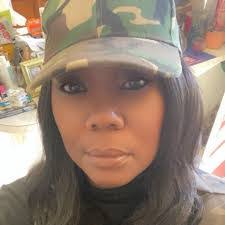 Debbie Scharf's Instagram, Twitter & Facebook