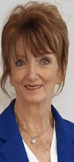 First off can I tell you how amazing this beautiful woman is? ❤️ Dr.  Veronica Winston has authored a number of books