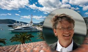 Bill gates is not building a superyacht based on sinot yacht architecture and design's aqua concept, the designers deny bill gates aqua superyacht build. Bill Gates Enjoying Adriatic Family Cruise On 1 4 Million A Week Mega Yacht The Dubrovnik Times