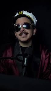 ATENCION* cualquier parecido a la realidad es pura coincidencia 🤣… aquí te  presentamos el vídeo oficial de 𝗠𝗔𝗟 𝗔𝗠𝗜𝗚𝗢 lo nuevo del infame de la  salsa @wilberttaverasmusic en voz del cantante venezolano @