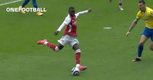 Pepe the frog (/ˈpɛpeɪ/) is an internet meme consisting of a green anthropomorphic frog with a humanoid body. Nicolas Pepe Fires Arsenal To Victory But Spurs Spoil The Party Onefootball