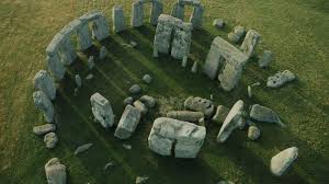 Stonehenge merupakan salah satu monumen terkenal yang berasal dari kepulauan inggris. Stonehenge Inggris Terselip Situs Kuno Berusia 5 650 Tahun Tak Jauh Dari Reruntuhan Misterius Ini Halaman 1 Tribun Travel