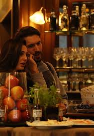 Anna tatangelo è stata paparazzata, con sorpresa dei fan, in centro a milano nel negozio della lego in compagnia del collega giovanni sourc: Anna Tatangelo Pizzicata Con Giovanni Caccamo Tra Loro C E Anche Del Tenero Guarda Le Foto Gossip