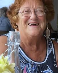 Donna Amelia's Instagram, Twitter & Facebook