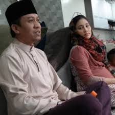 Akhirnya abang nara berjaya meminjam gambar daripada rakan media beautifulnara iaitu ohbulan untuk tatapan. Fasha Sandha Dan Jejai Sah Bercerai