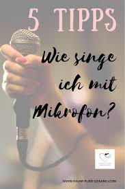 Mit Mikrofon Singen 5 Tipps In 2020 Singen Mikrofon Pop Musik
