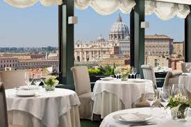 I migliori ristoranti per un capodanno 2018 speciale a roma tra cucina raffinata e location uniche per festeggiare in modo sicuro e originale. Ristoranti Con Terrazza A Roma I Piu Panoramici Italoblog