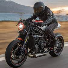 Motorbike Biker Vintage Mancave Manstyle Sneakers Stansmith Sweater Rustygold Jeans Bmwmotorrad Caferacer Scrambler Br Cafe Racer Donne Di Bellezza