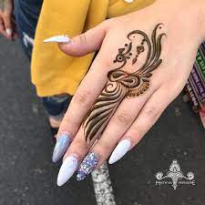 Over the years, mehndi artists have come up with numerous designs in which. 50 Latest One Finger Mehndi Designs K4 Fashion