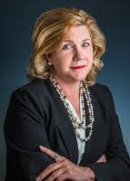 Lisa Lewallen's Instagram, Twitter & Facebook