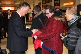 World time buddy (wtb) is a convenient world clock, a time zone converter, and an online meeting scheduler. What Time Is The Manchester United Match Today Tv Channel Information And More Ahead Of Fc Midtjylland Clash Mirror Online