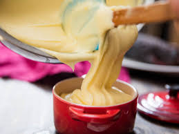 Mashed Potatoes And Fondue Made A Baby And It S Pommes Aligot Cheesy Mashed Potatoes Mashed Potatoes Potatoes