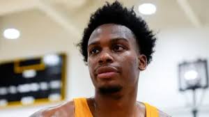 Loyola Chicago's 98-year-old team chaplain Sister Jean is a total hit