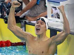 대한민국의 수영 역사상 최초로 2008년 베이징 올림픽 자유형 400m에서의 금메달과 자유형 200m에서의 은메달을 획득함으로써 한국인 최초로 수영 올림픽 메달을 획득하였다. ë°•íƒœí™˜ë„ ì–´ì–¸ 30ëŒ€ ì „êµ­ì²´ì „ìœ¼ë¡œ 1ë…„ë§Œì— ê³µì‹ê²½ê¸° ë³µê·€ ë‰´ìŠ¤ì¤Œ