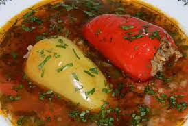 Cind toate sunt fierte, galbenusurile se amesteca cu zeama de lamaie , smantana si un polonic ciorba fierbinte. Pin On Rezepte