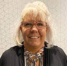 Carol Dimauro's Instagram, Twitter & Facebook