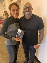 Plain, raspberry sauce, and fig sauce recipe. G Garvin On Twitter Stopped By Gma And Ran Into This Beautiful Person Robinroberts And She Got A Copy Of My New Book Https T Co Oj967huz29 Https T Co 01tcvphwoe