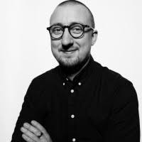 200+ perfis com “Bosta”